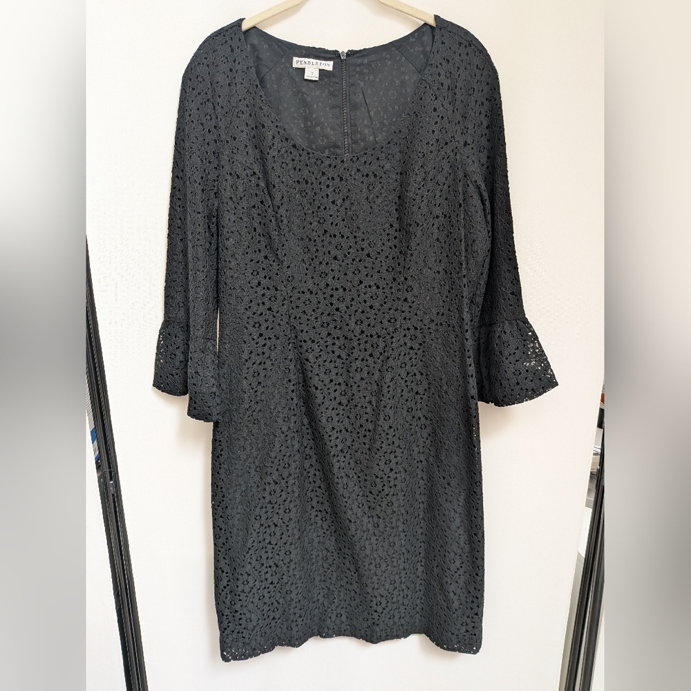 Pendleton Black Floral Lace Eyelet Bell Sleeve Shift Dress Size 12 - Picture 3 of 14